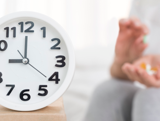 Почему важно принимать антибиотики строго по времени: объяснение с точки зрения медицины