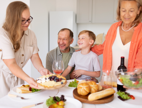 Почему еда «теряет вкус» с годами и почему дети обожают сладкое