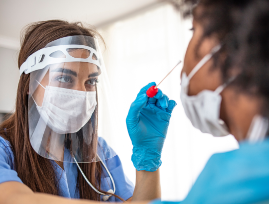 Эксперты обсудили новую парадигму борьбы с современными вирусами