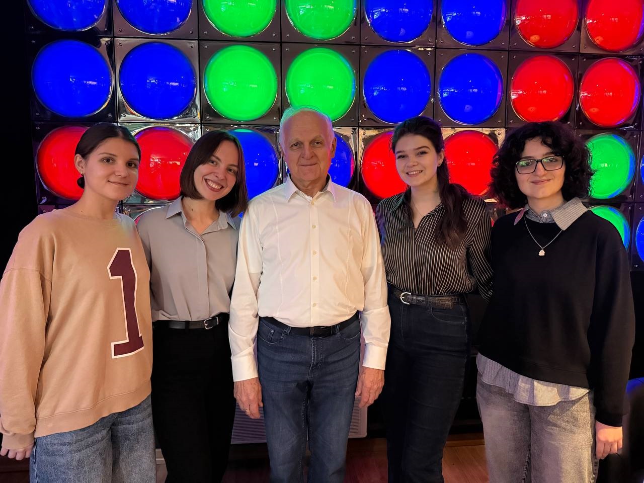 Компания Регистр лекарственных средств России<sup>®</sup> (РЛС<sup>®</sup>) отпраздновала 34 года успешной работы!