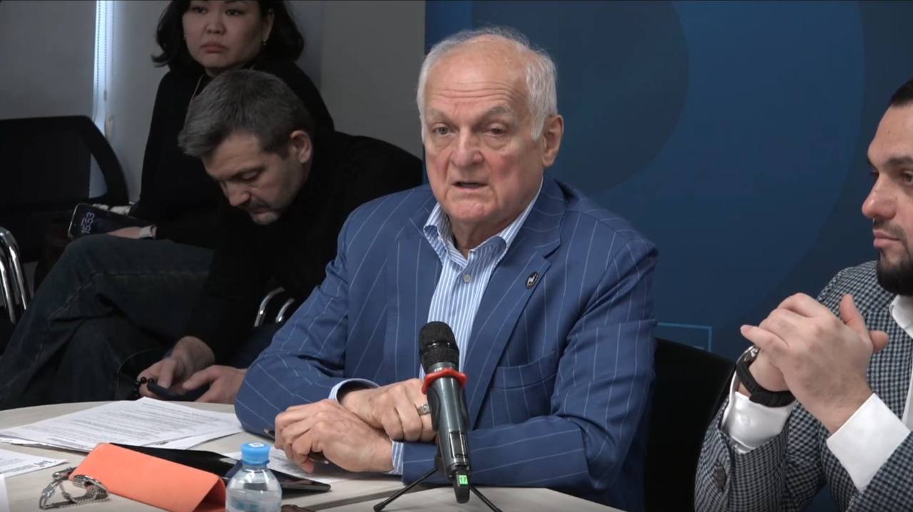 НАУЗ и компании «Регистр лекарственных средств России®» о предиктивных системах управления рисками терапии